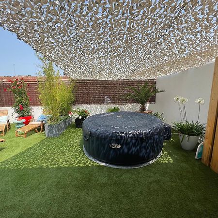 L'Avant Scene Meuble 5 Etoiles Parking Gratuit Jacuzzi Aviñón Exterior foto